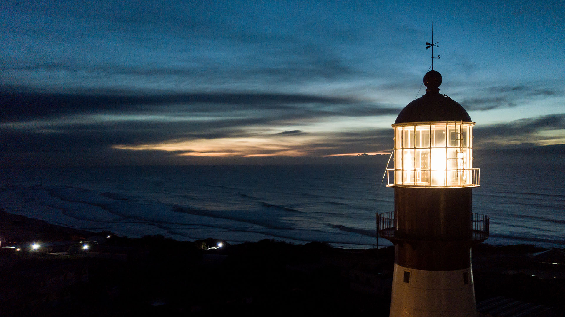 Faro Punta Mogotes  - Fuente:  Infobae - Christian Heit.
